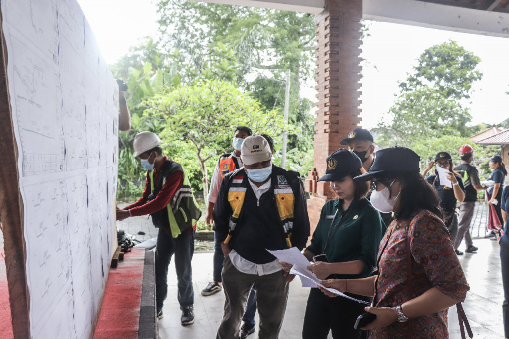 Tinjau Kegiatan Pembangunan Badung Tahun 2022